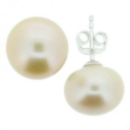 A pair of Peach pearl earstuds